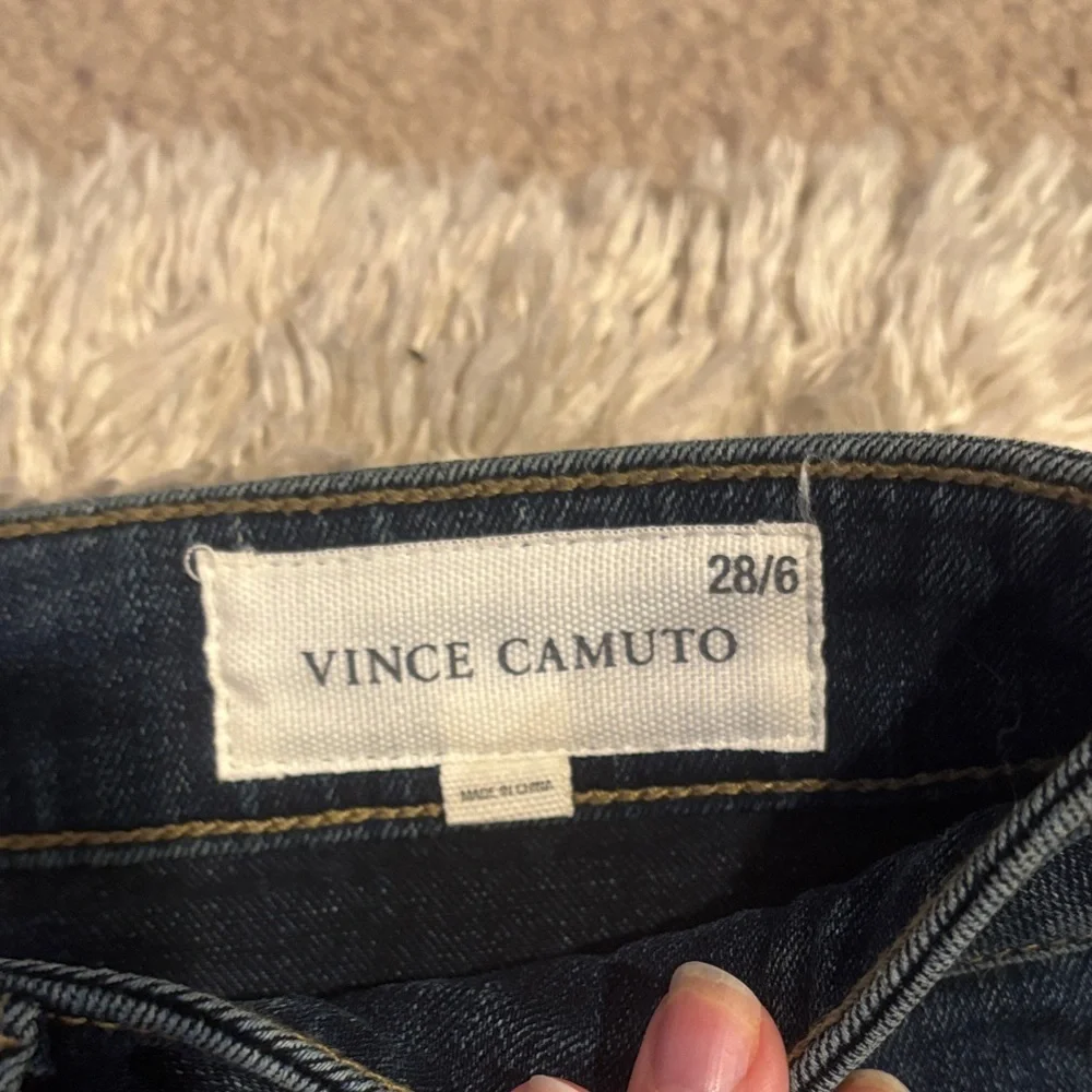 NWT Vince Camuto size 6 skinny jeans with detailed cuffs - Picture 5 of 9